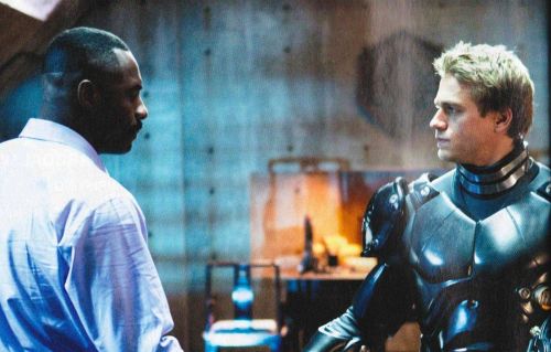 pacific-rim_2013-5-1600x1021